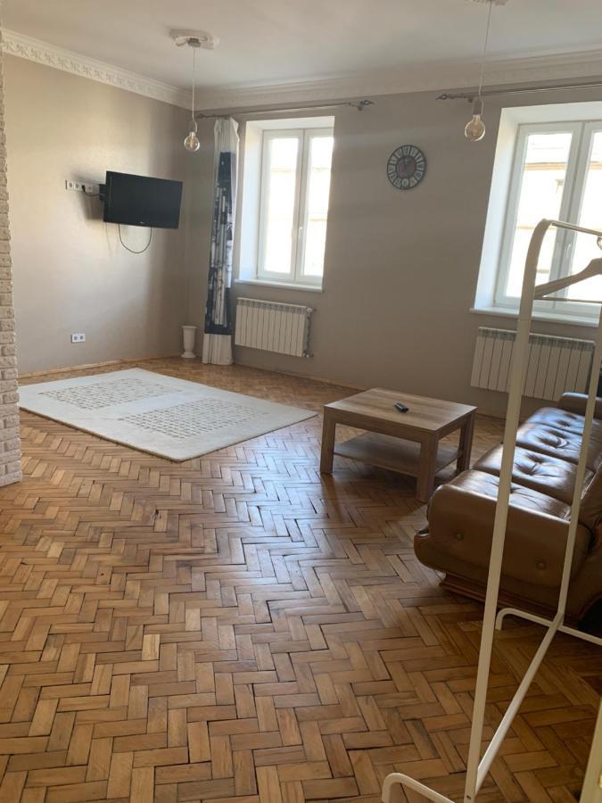 Monro - Heart Of Lviv Apartment Ngoại thất bức ảnh
