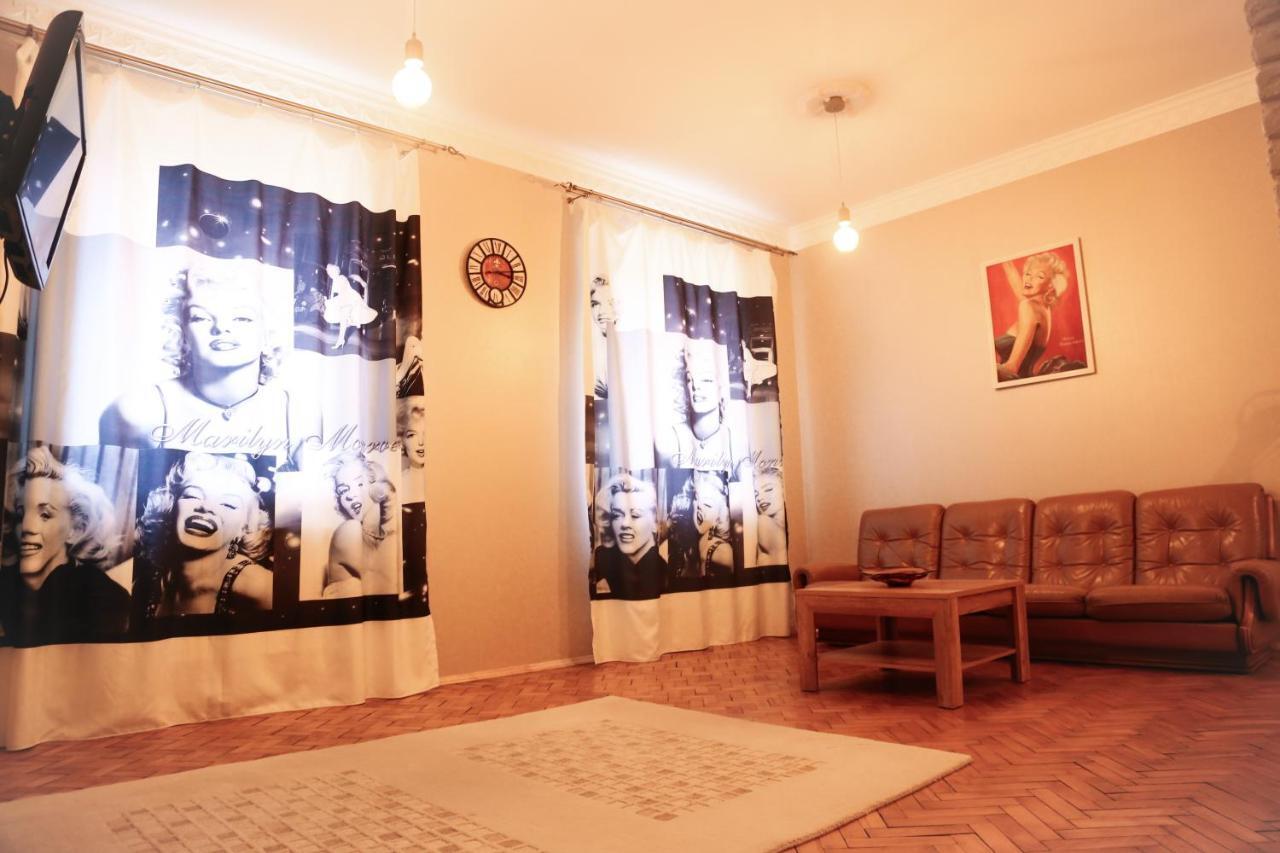 Monro - Heart Of Lviv Apartment Ngoại thất bức ảnh